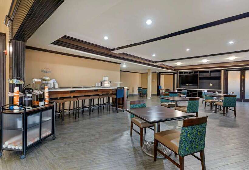 ホテル Comfort Suites Gainesville