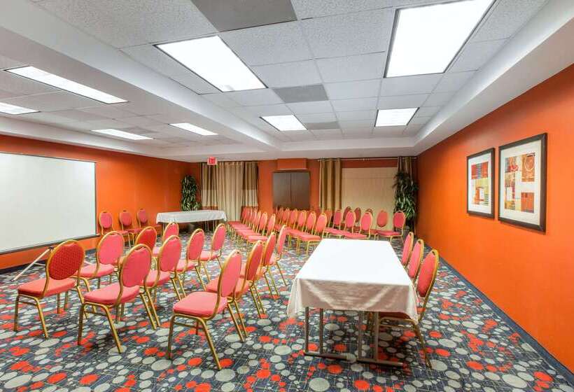 فندق Comfort Suites Locust Grove Atlanta South