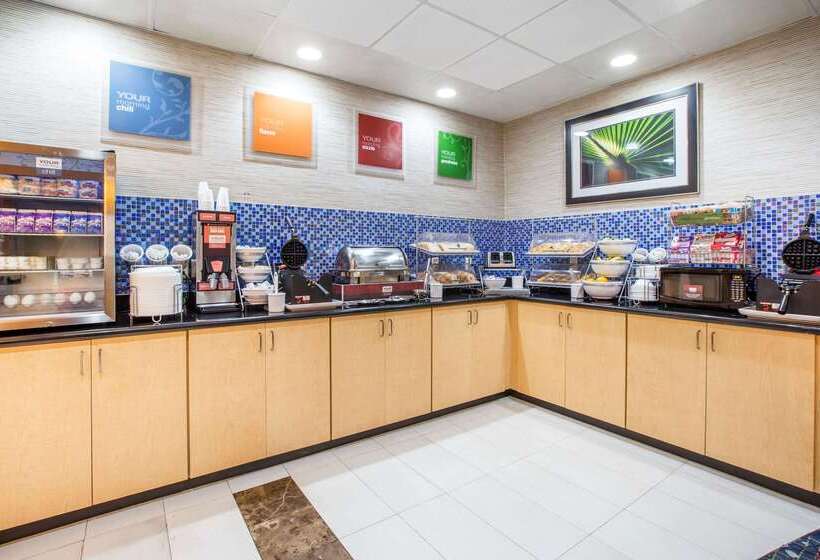 فندق Comfort Suites Locust Grove Atlanta South