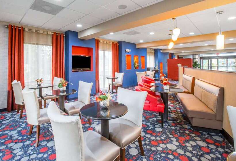 فندق Comfort Suites Locust Grove Atlanta South