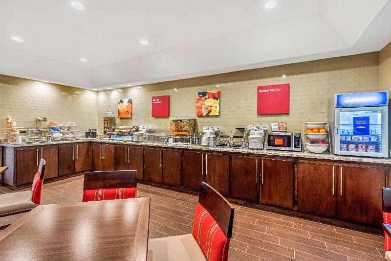 호텔 Comfort Suites