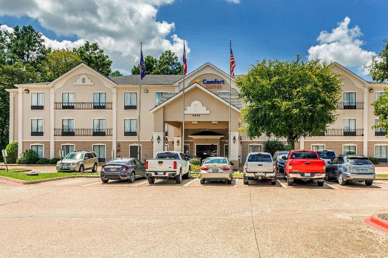 호텔 Comfort Suites