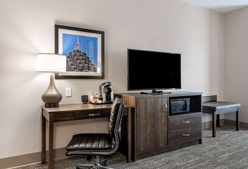 فندق Comfort Suites Mcdonough Atlanta South