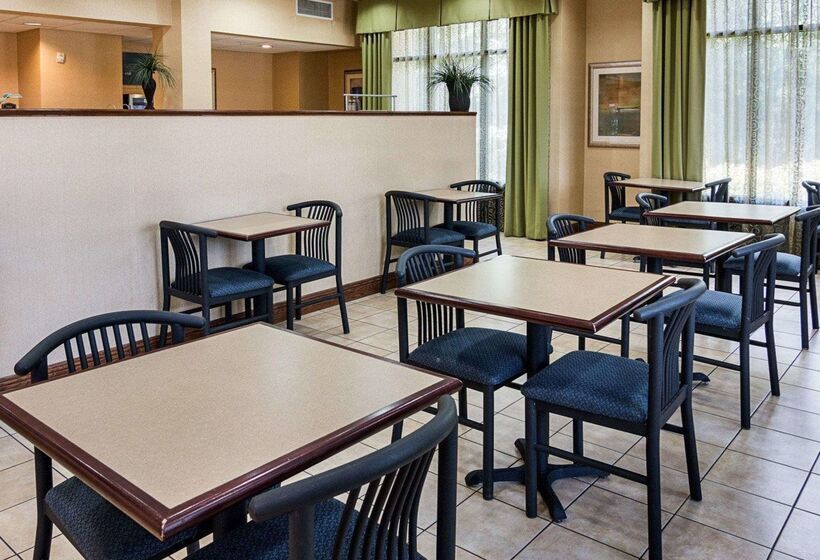 فندق Comfort Suites Nacogdoches