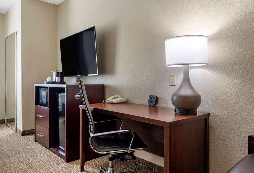 בית מלון כפרי Comfort Suites Plano   Dallas North