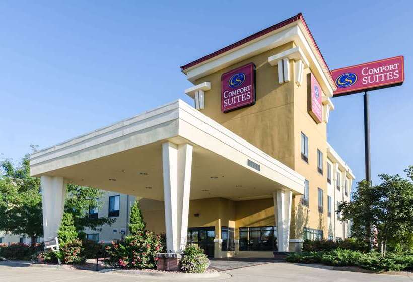 هتل Comfort Suites Salina South