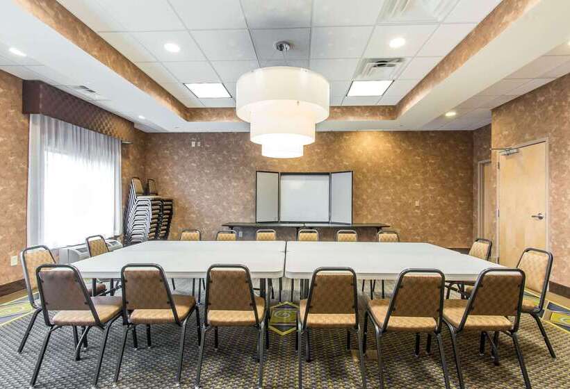 فندق Comfort Suites Smyrna