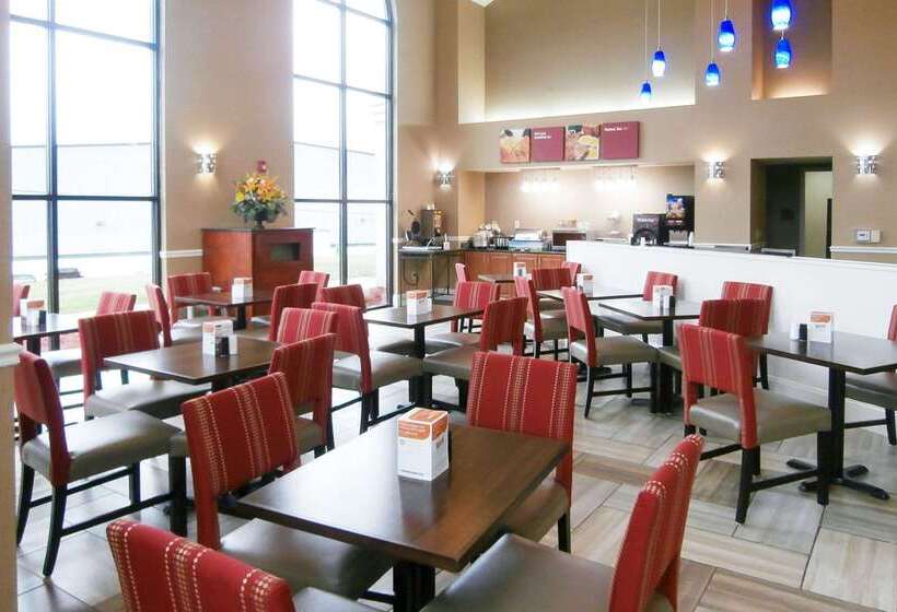 فندق Comfort Suites Smyrna