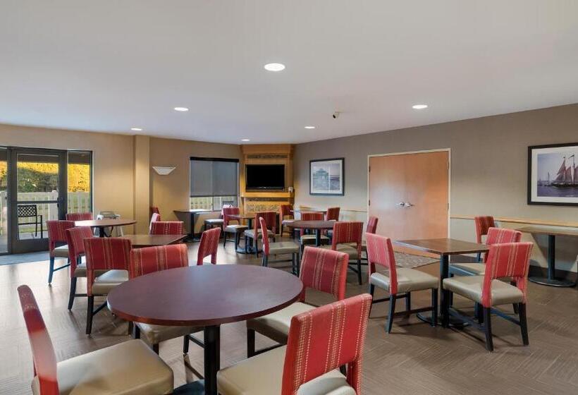 فندق Comfort Suites Suffolk  Chesapeake