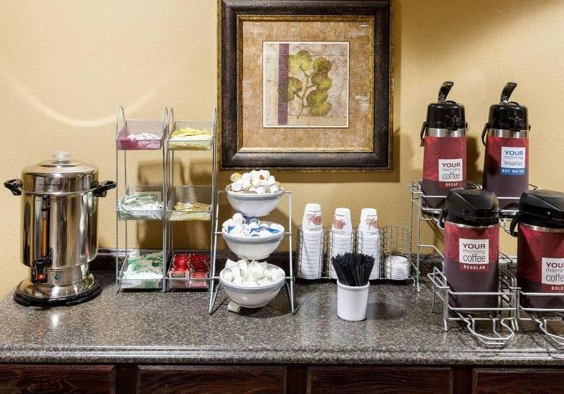 فندق Comfort Suites University