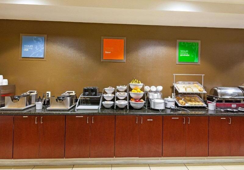 فندق Comfort Suites University