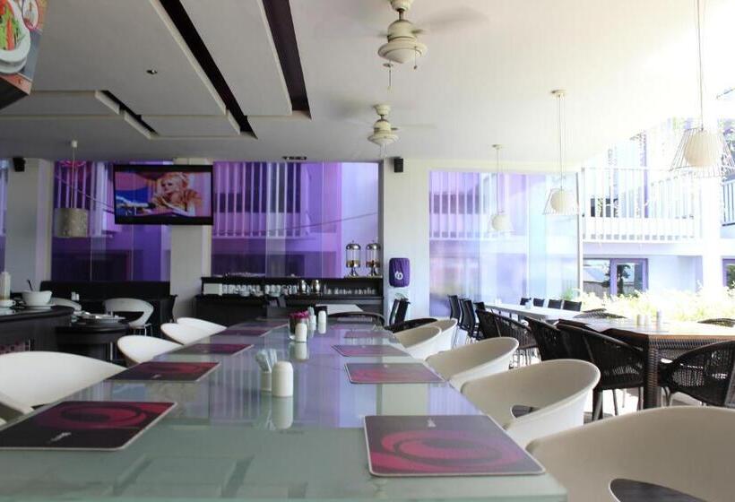 Conjioo Hotel Kuta Managed By Mhm