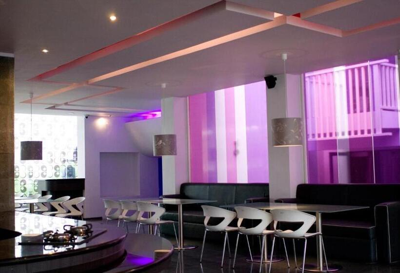 Conjioo Hotel Kuta Managed By Mhm