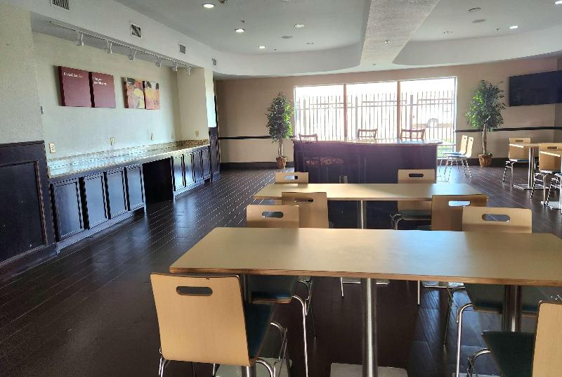 فندق Days Inn & Suites By Wyndham Houston / West Energy Corridor