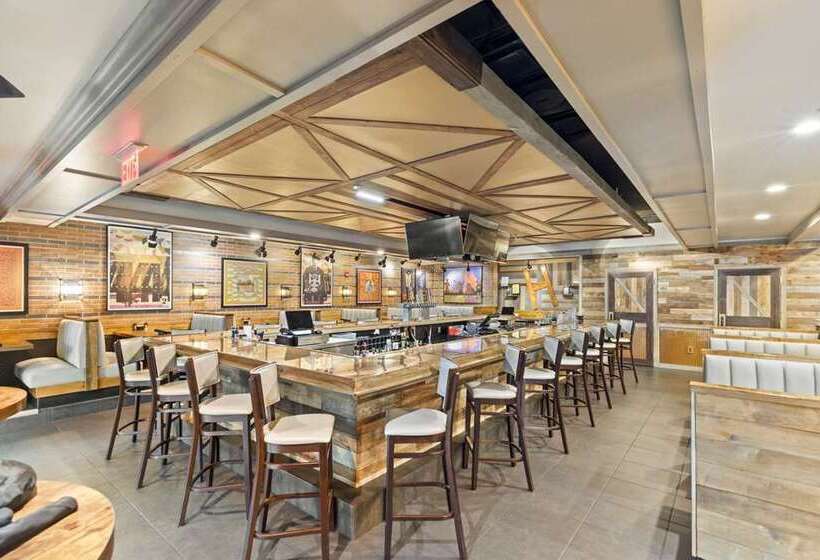 호텔 Doubletree By Hilton Front Royal Blue Ridge Shadows