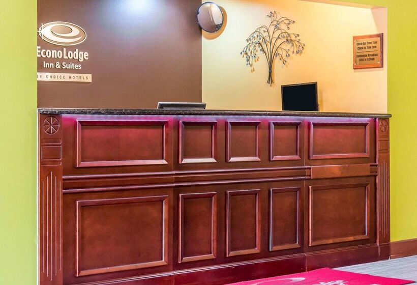 فندق Econo Lodge Inn & Suites