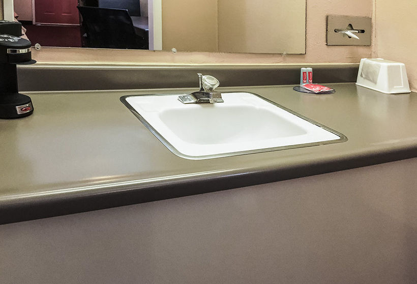 ホテル Rodeway Inn West Dodge