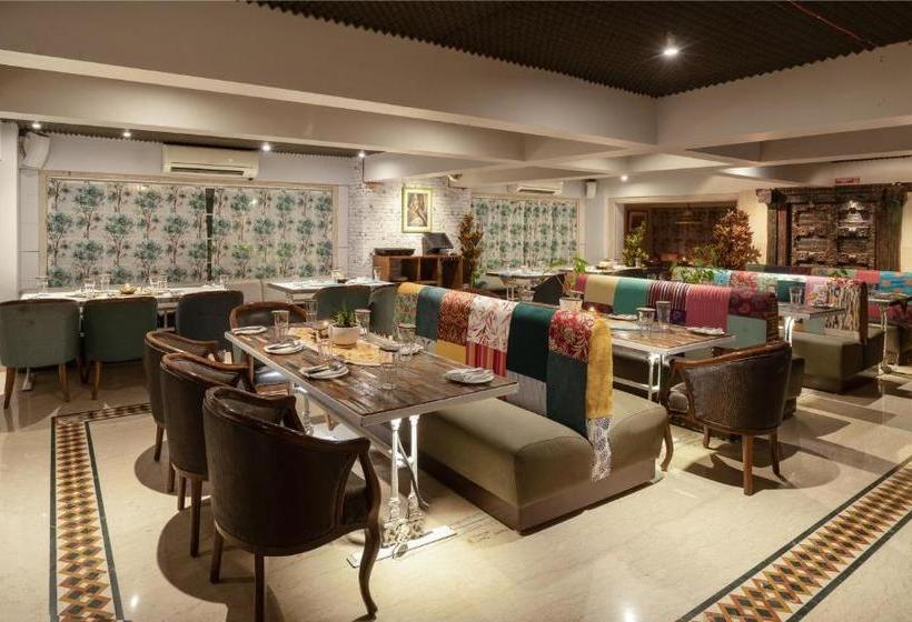 בית מלון כפרי Executive Enclave