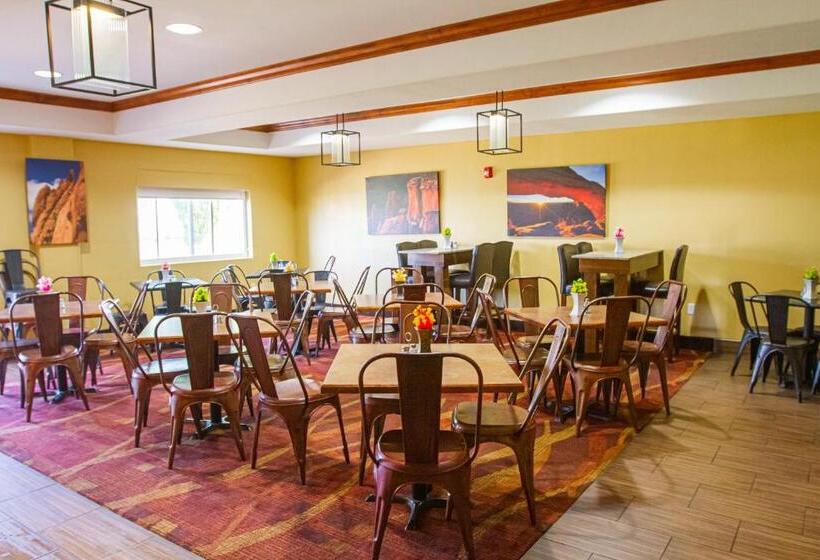 فندق First Choice Inn At The Swell