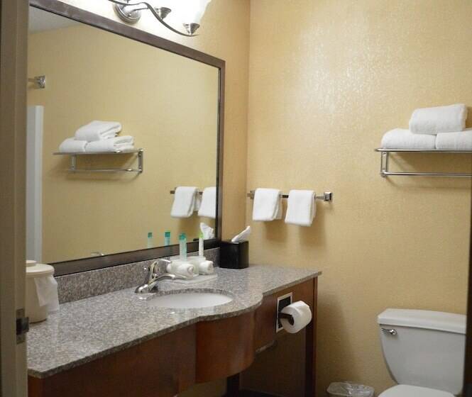 فندق First Choice Inn At The Swell