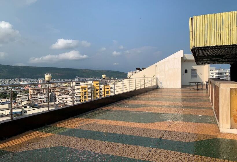 Отель Four Points By Sheraton Visakhapatnam