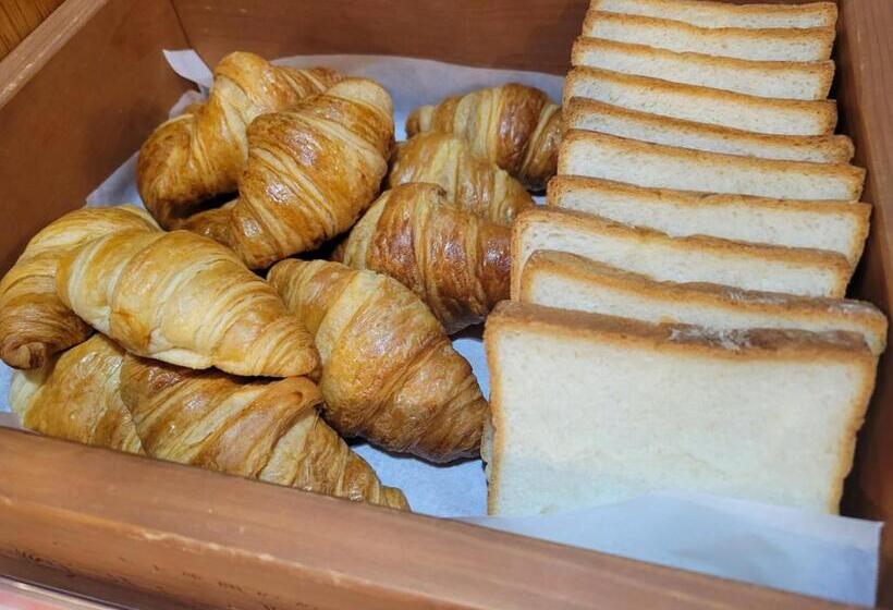 فندق Fukuoka Floral Inn Nishinakasu