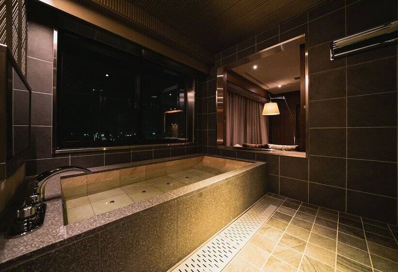 Hotel Grand View Takasaki