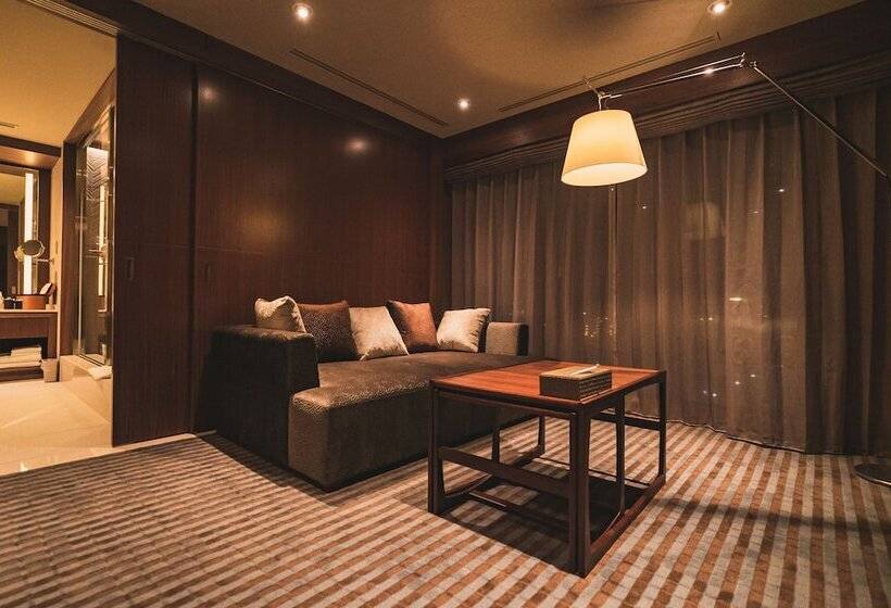 Hotel Grand View Takasaki