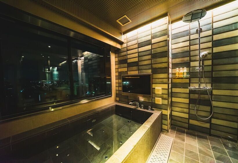 Hotel Grand View Takasaki