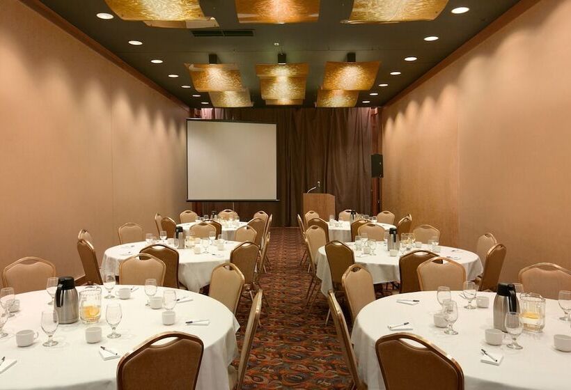 Harrah S Council Bluffs Hotel & Casino