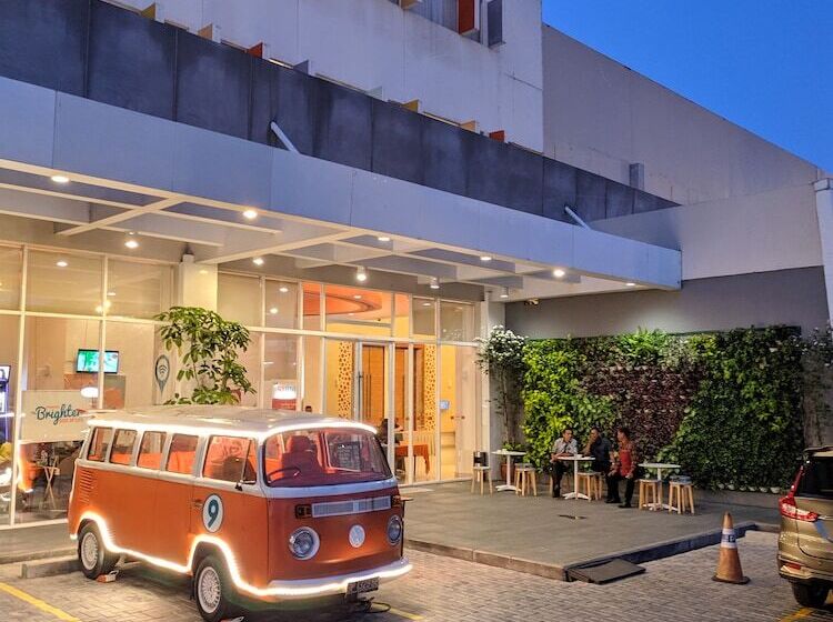 Harris Hotel Batam Center