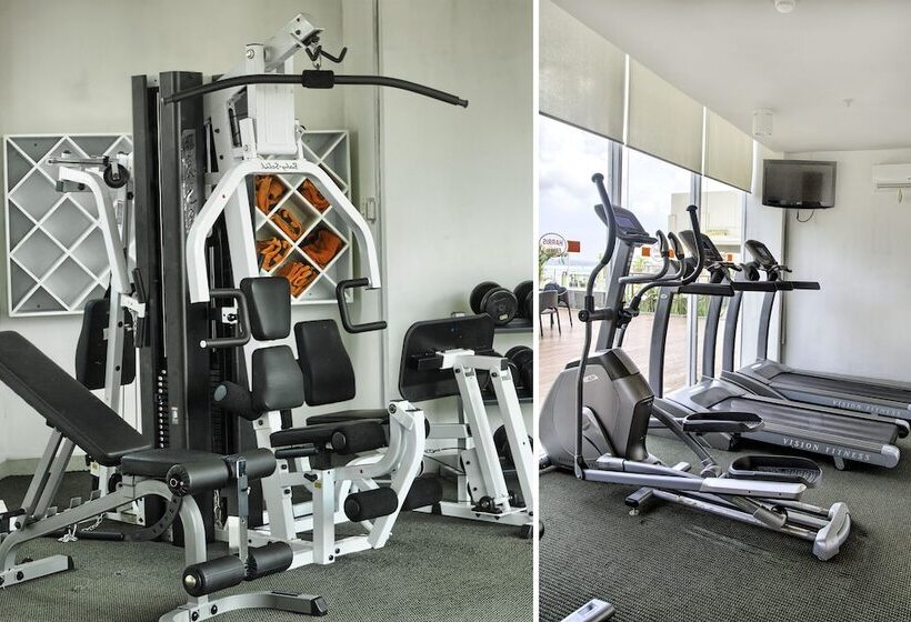 Harris Hotel Batam Center