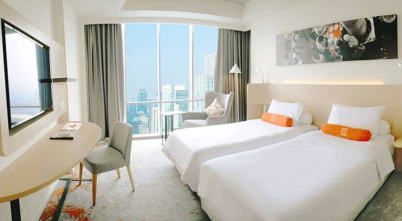 هتل Harris Suites Fx Sudirman