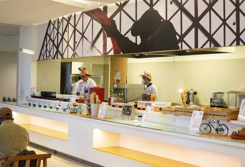 Hotel Harris Suites Fx Sudirman