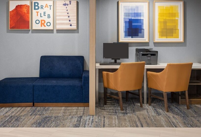 Holiday Inn Express Hotel & Suites Brattleboro, An Ihg