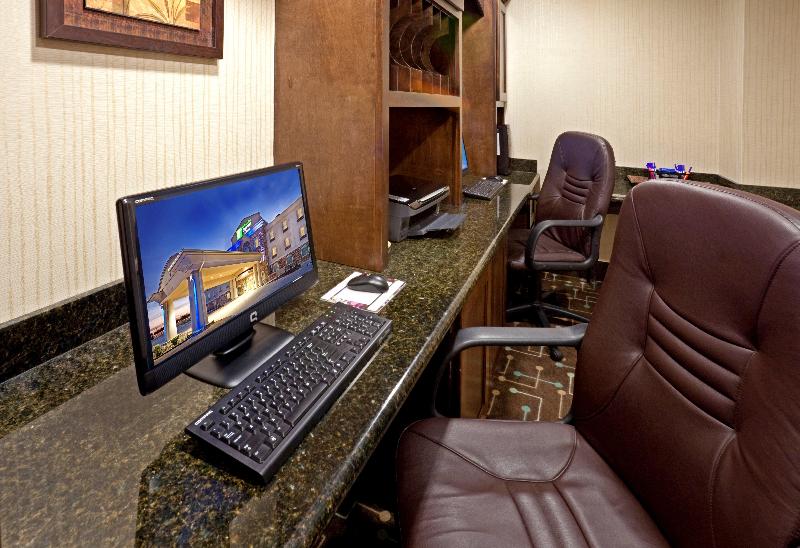 Holiday Inn Express Hotel & Suites Cedar Hill, An Ihg