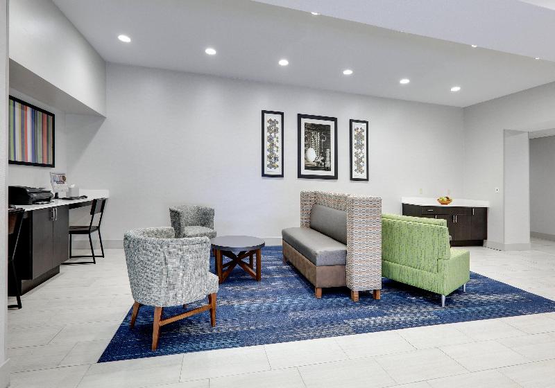 Holiday Inn Express Hotel & Suites Cleburne, An Ihg