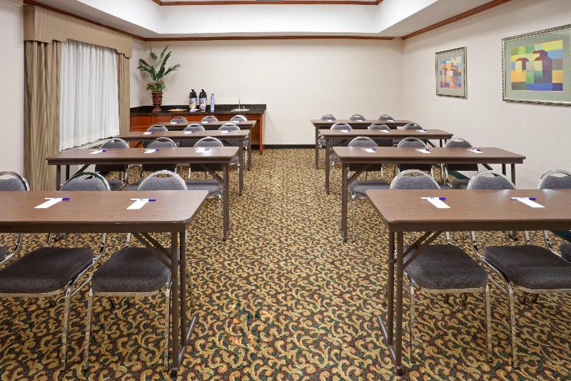 Holiday Inn Express Hotel & Suites Decatur, Tx, An Ihg
