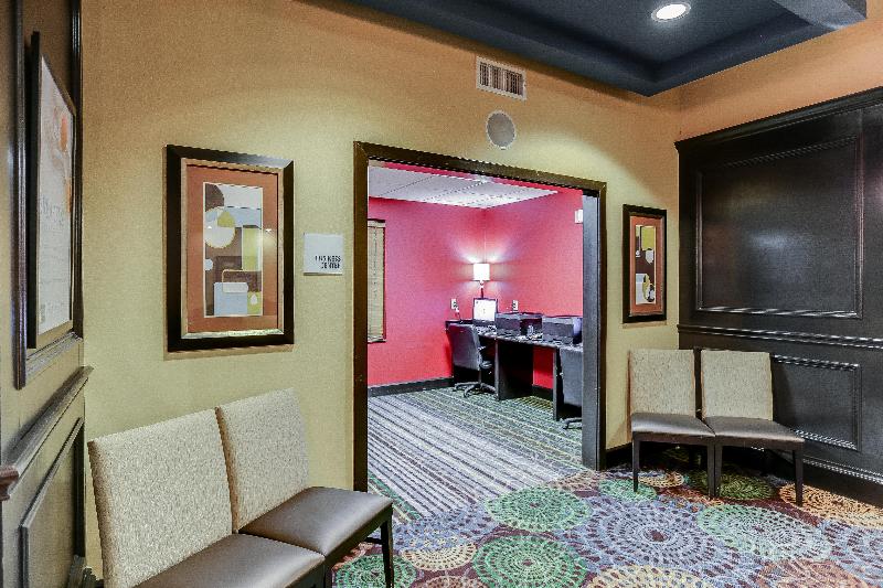 Holiday Inn Express Hotel & Suites Huntsville, An Ihg