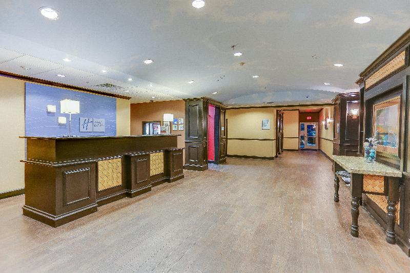 Holiday Inn Express Hotel & Suites Huntsville, An Ihg