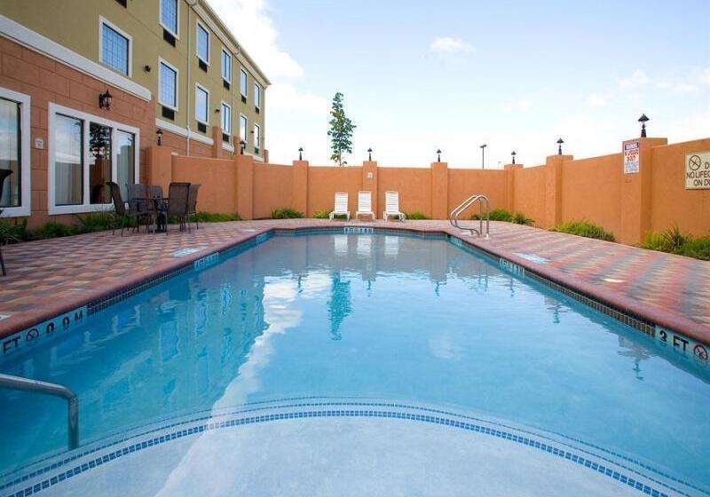 ホテル Holiday Inn Express & Suites   Jourdanton Pleasanton, An Ihg