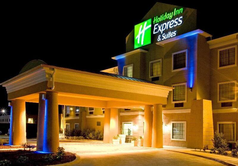 ホテル Holiday Inn Express & Suites   Jourdanton Pleasanton, An Ihg