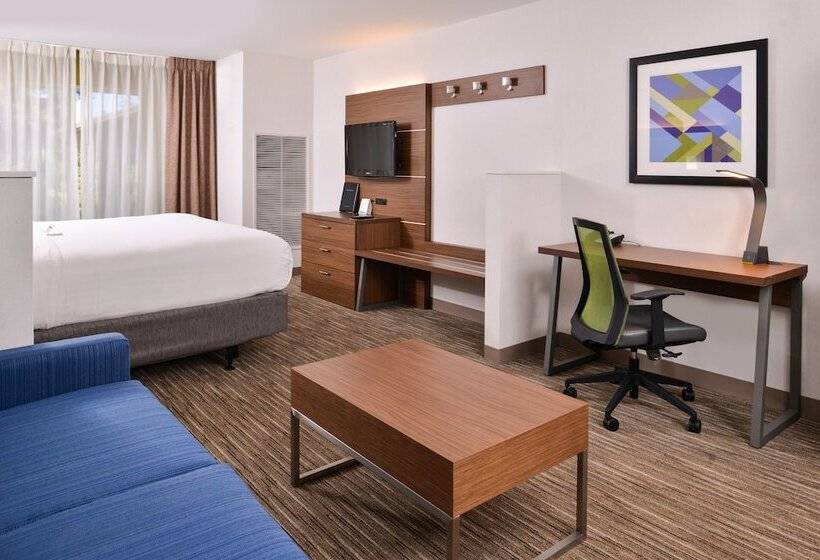 فندق Holiday Inn Express & Suites Lacey   Olympia, An Ihg
