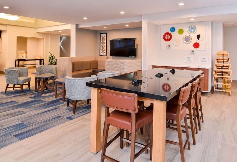 فندق Holiday Inn Express & Suites Lacey   Olympia, An Ihg