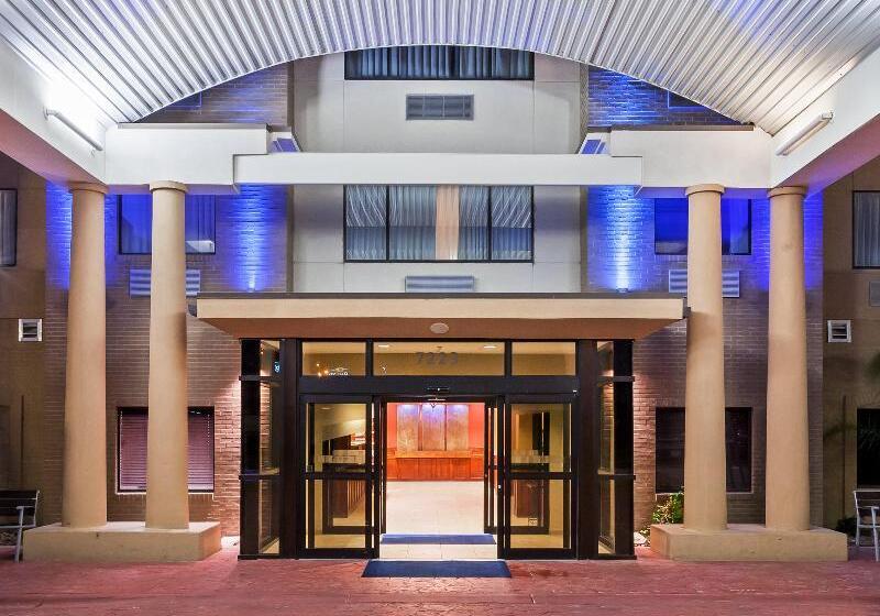 Otel Holiday Inn Express & Suites   Laredo Event Center Area, An Ihg