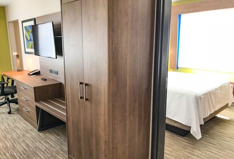 호텔 Holiday Inn Express & Suites Lubbock West, An Ihg