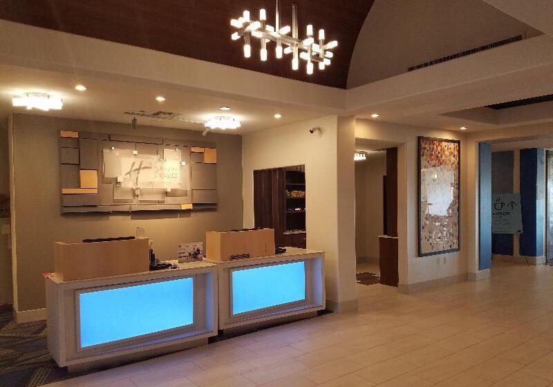 호텔 Holiday Inn Express & Suites Rio Grand By Ihg