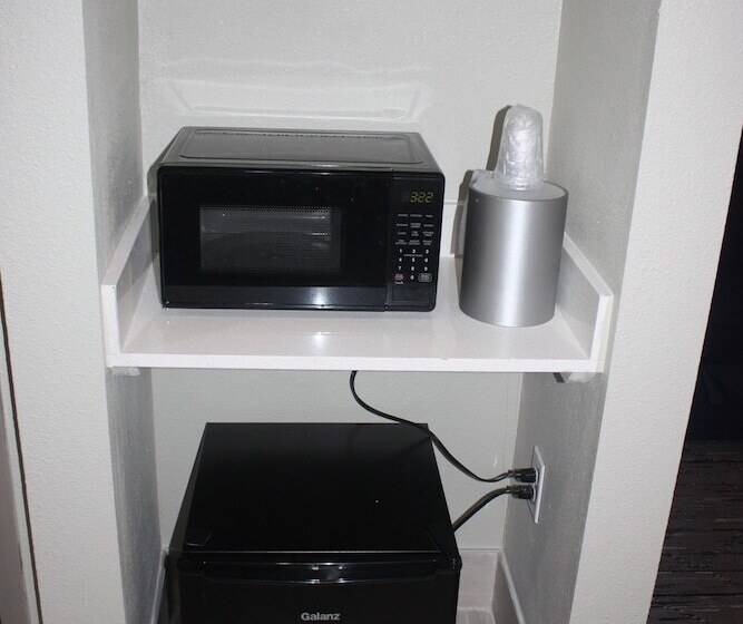 Holiday Inn Express Hotel & Suites Shamrock North By Ihg