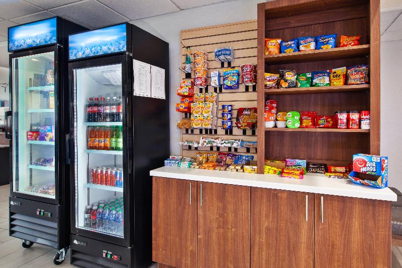 Holiday Inn Express Hotel & Suites Warrenton, An Ihg