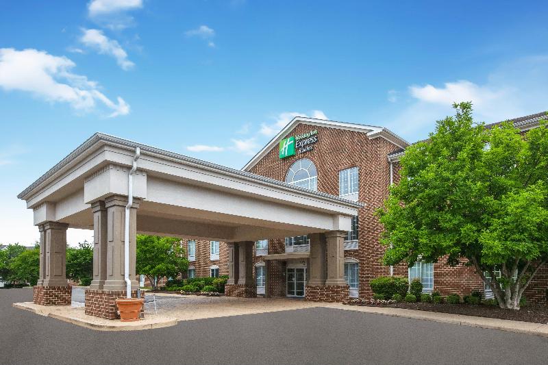Holiday Inn Express Hotel & Suites Warrenton, An Ihg